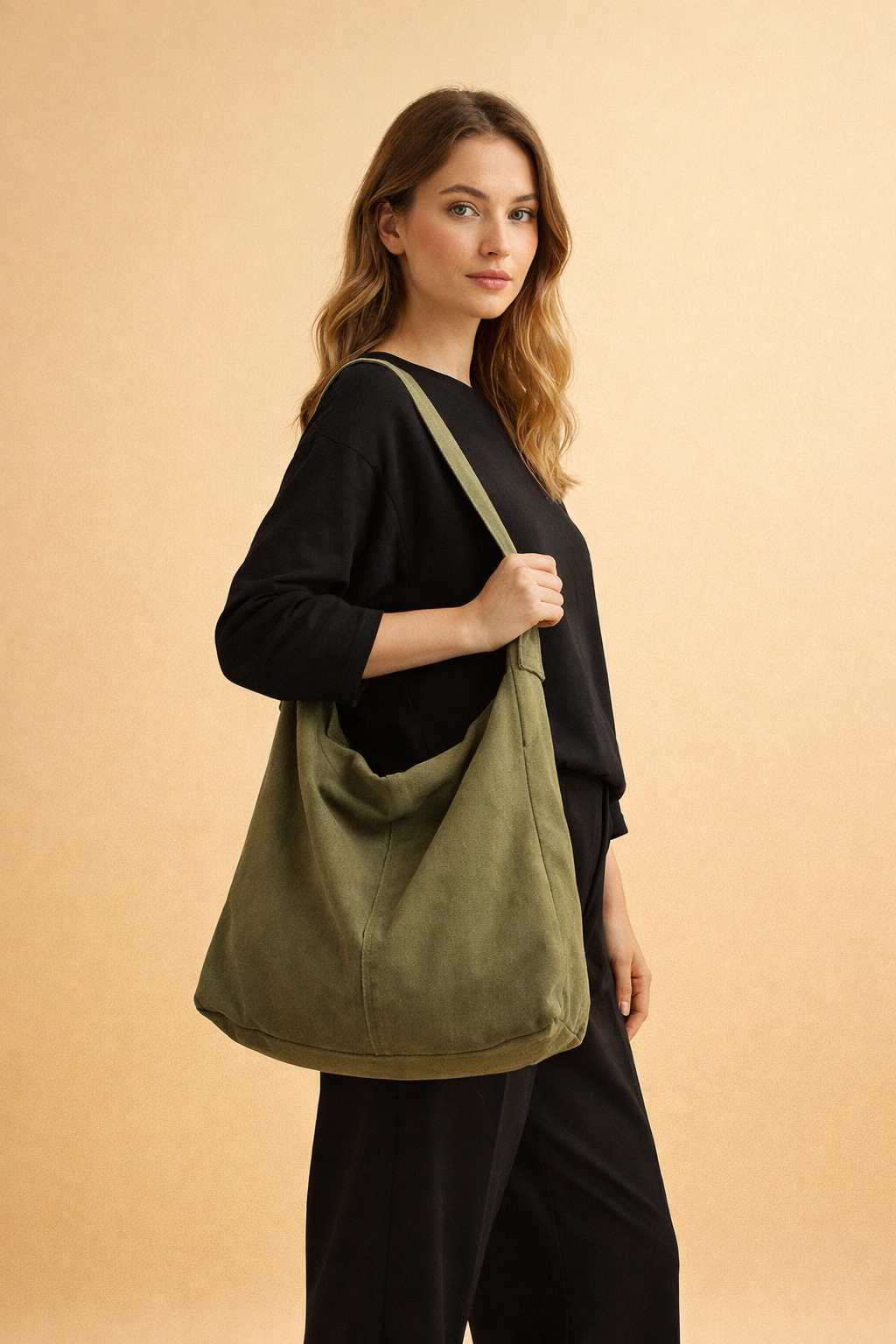 Spacious Women's Shoulder Bag with Adjustable Strap 5